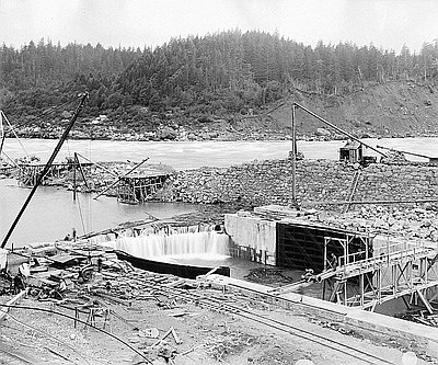 Construction of Cascade Canal and Locks, 1895
